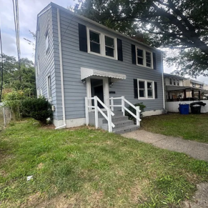 411 49th St, Newport News, VA 23607 (AVAILABLE NOW)